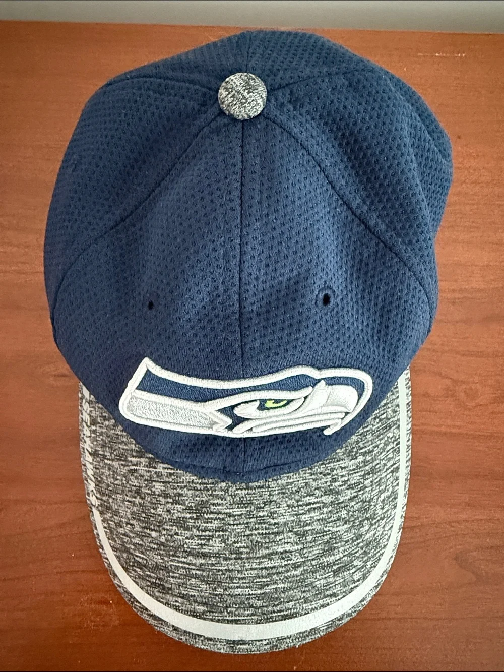New Era NL Seattle Seahawks 9Twenty Strapback Hat Navy Reflective Womens